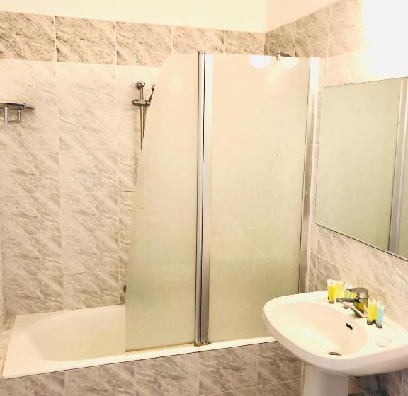 2 Bedrooms Suite Sea View, Marica S Boutique