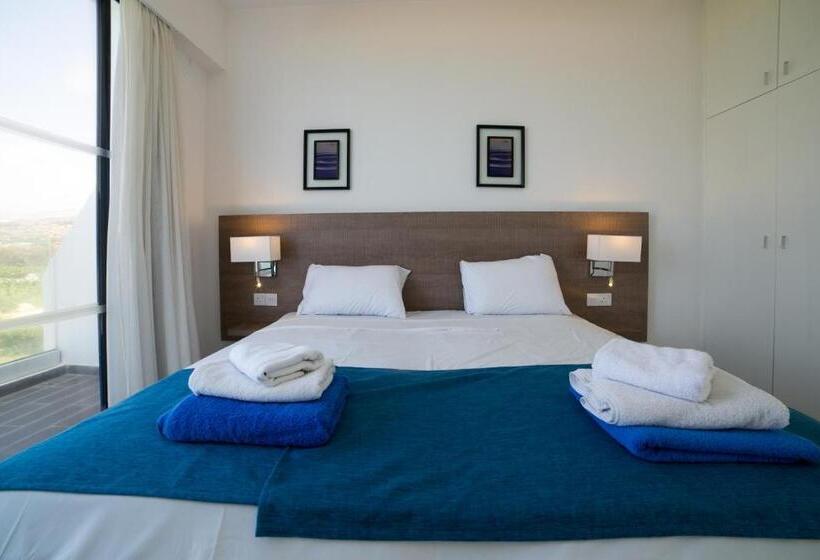 オーシャンビュースイート, Marica S Boutique