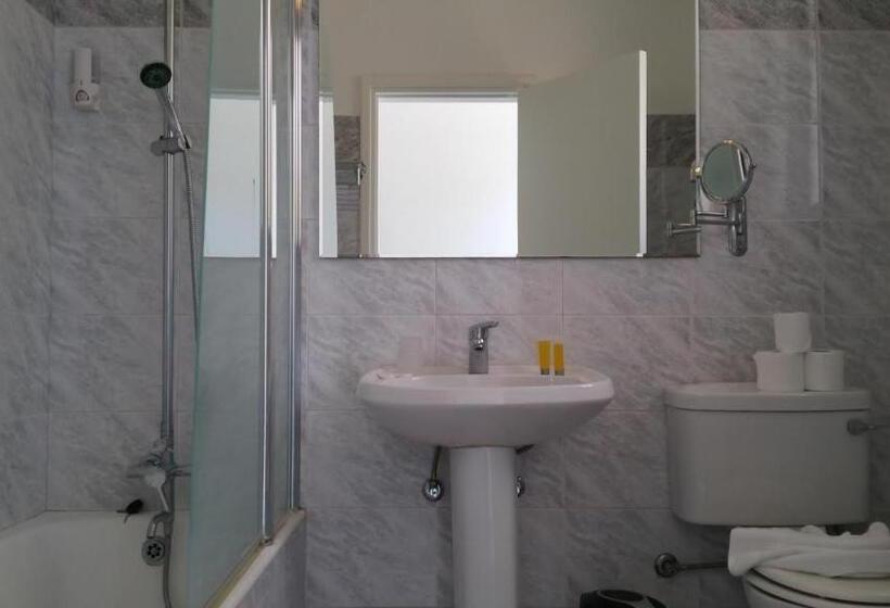 2 Bedrooms Suite Sea View, Marica S Boutique