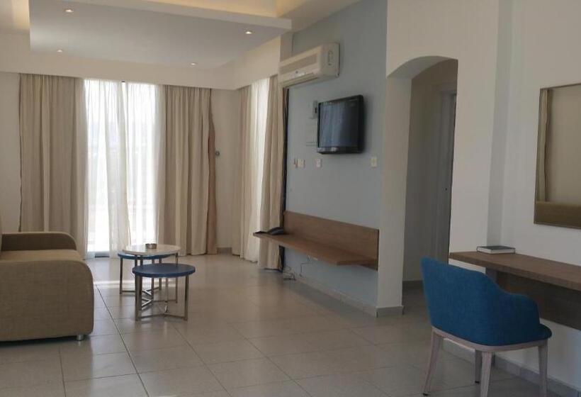 2 Bedrooms Suite Sea View, Marica S Boutique