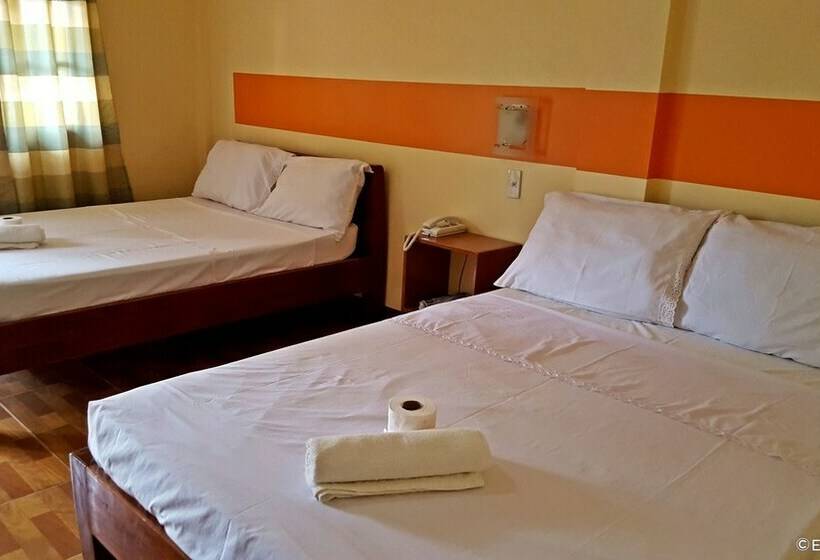 Chambre Familiale, Michelle Pension