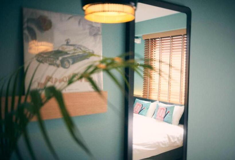 Номер Стандарт, She Kyoto