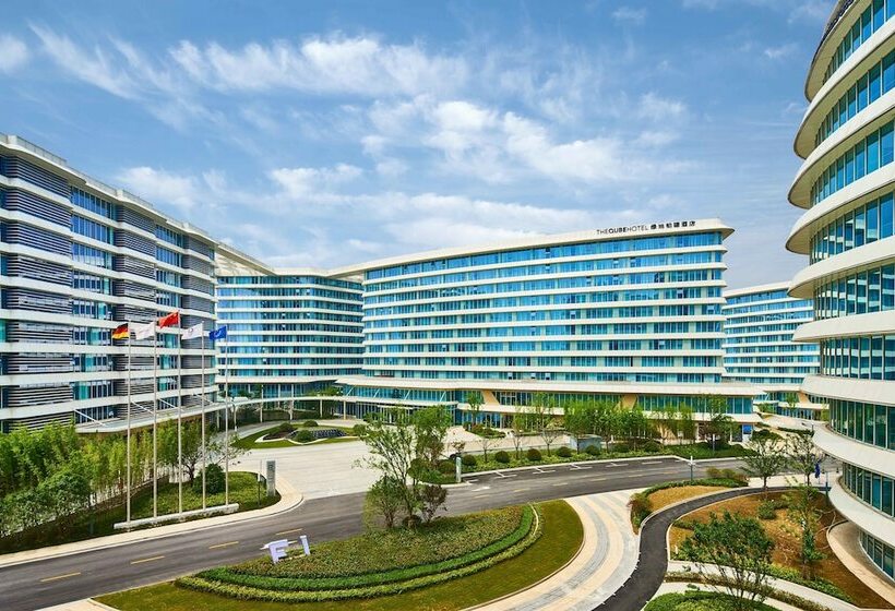 Suite Superior, The Qube Hotel Shanghai Hongqiao