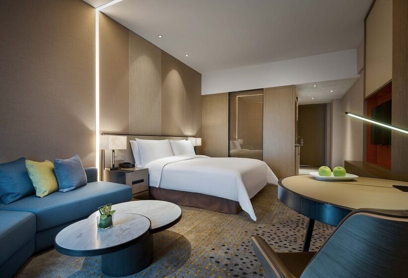 Suite Superior, The Qube Hotel Shanghai Hongqiao