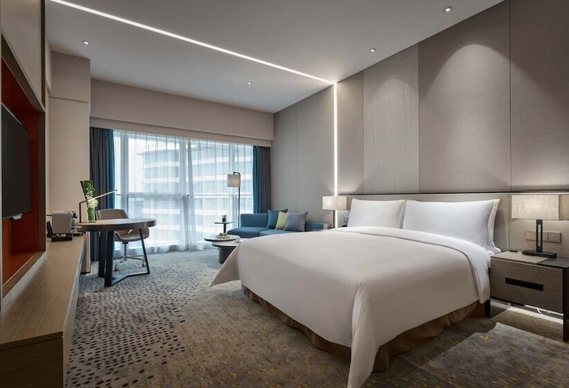 Suite Superior, The Qube Hotel Shanghai Hongqiao