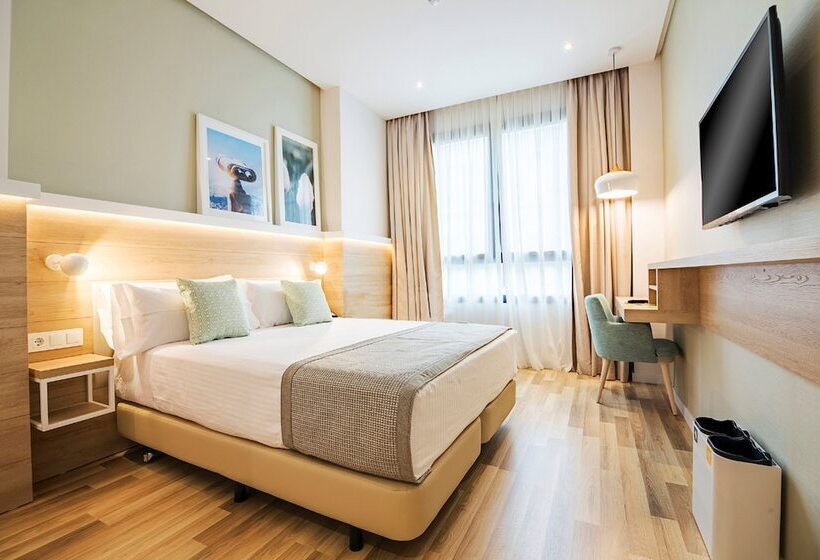 חדר סטנדרט יחיד, Golden Hotel Barcelona