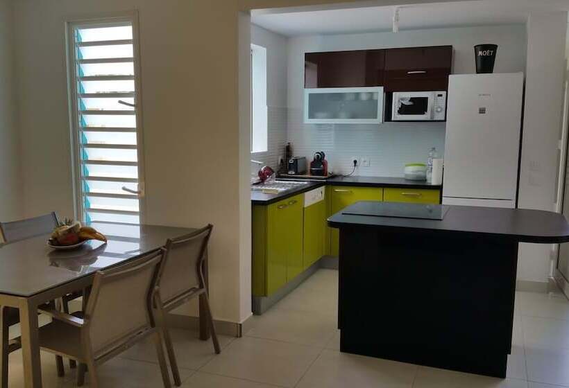 ویلای 2 خوابه, Majesty Palm