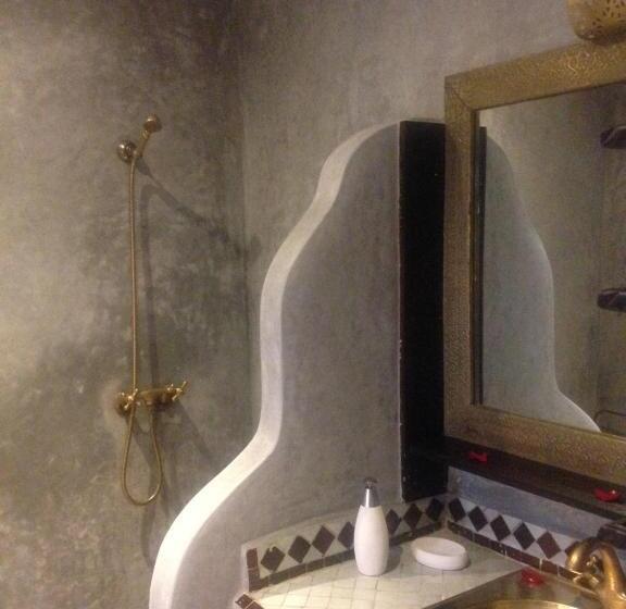 Standard Room, Riad Bjoujna