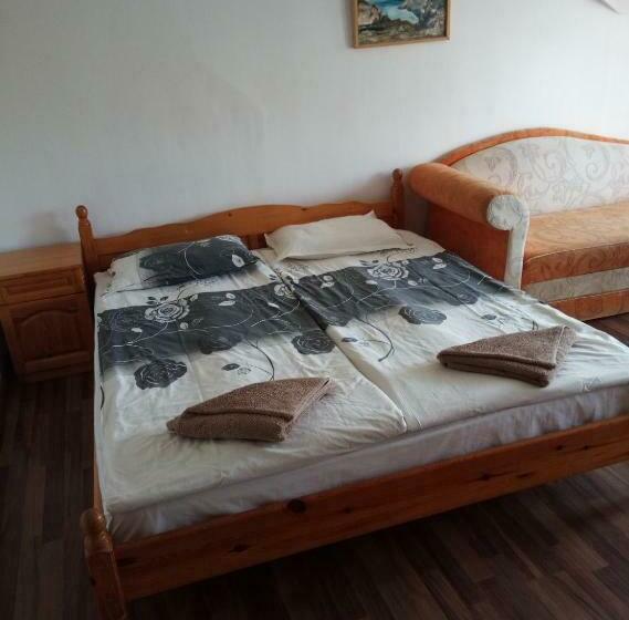 スタンダードルーム, Casablanca City