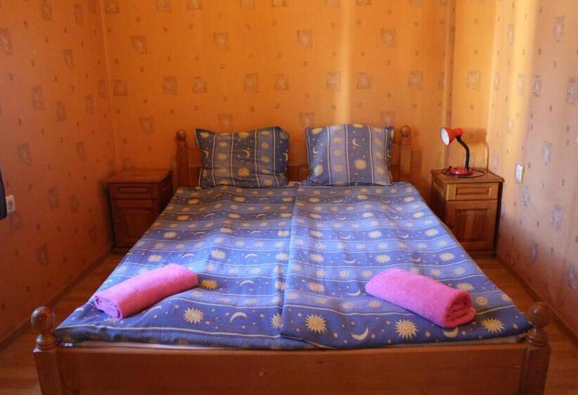 スタンダードルーム, Casablanca City