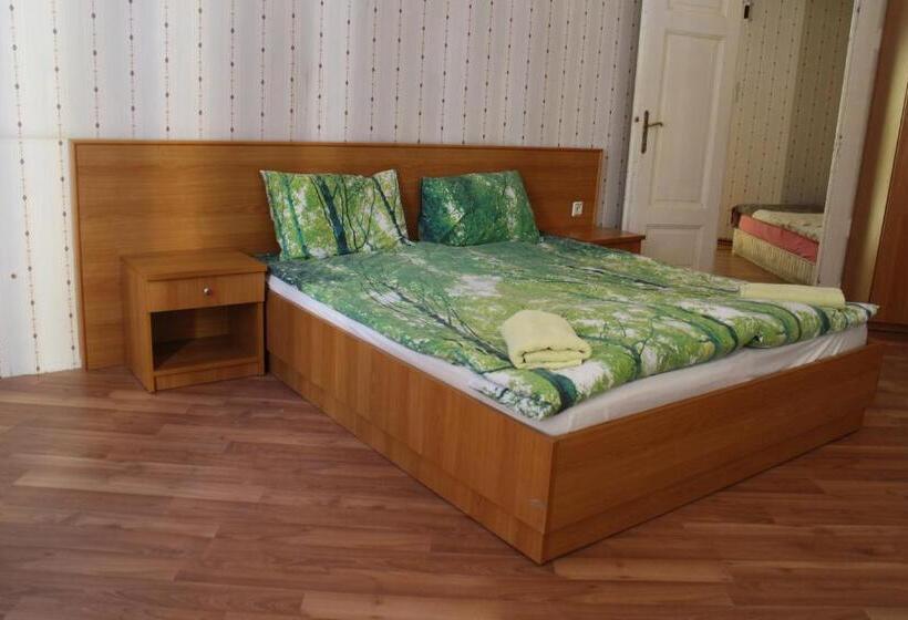 バルコニー付き１ベッドルームアパートメント, Casablanca City