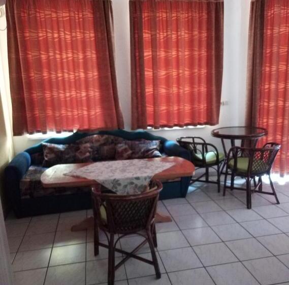 آپارتمان 1 خوابه با بالکن, Casablanca City