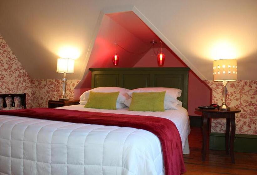 수피리어 룸 퀸 침대, La Belle Victorienne