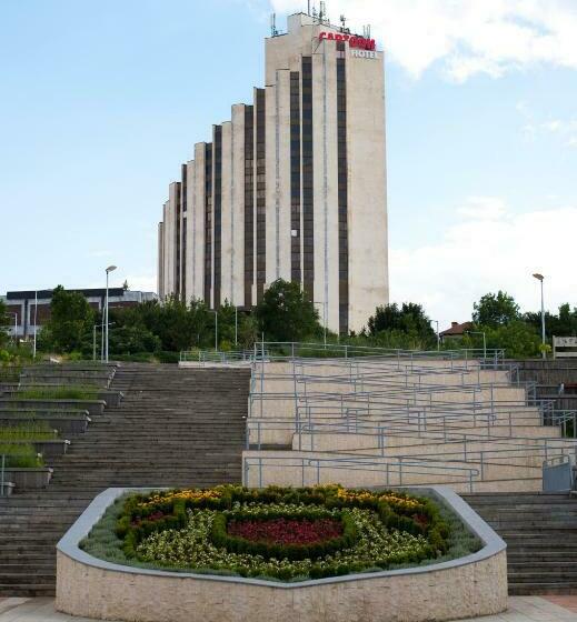 غرفة قياسية, Cartoon Razgrad