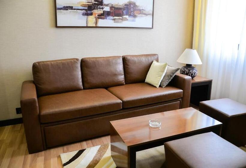 جناح, Cartoon Razgrad