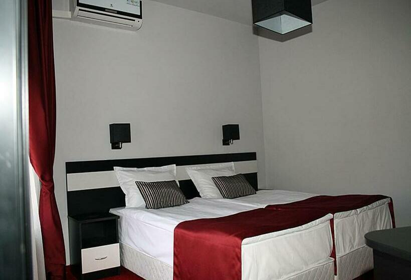 スタンダードルーム, Gran Via