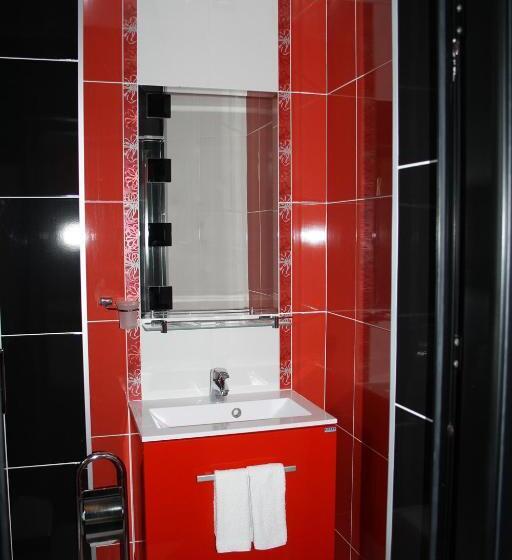 デラックスルーム, Gran Via