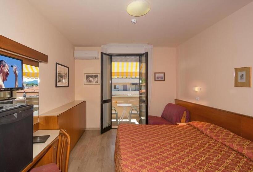 スタンダードトリプルルーム, La Vela