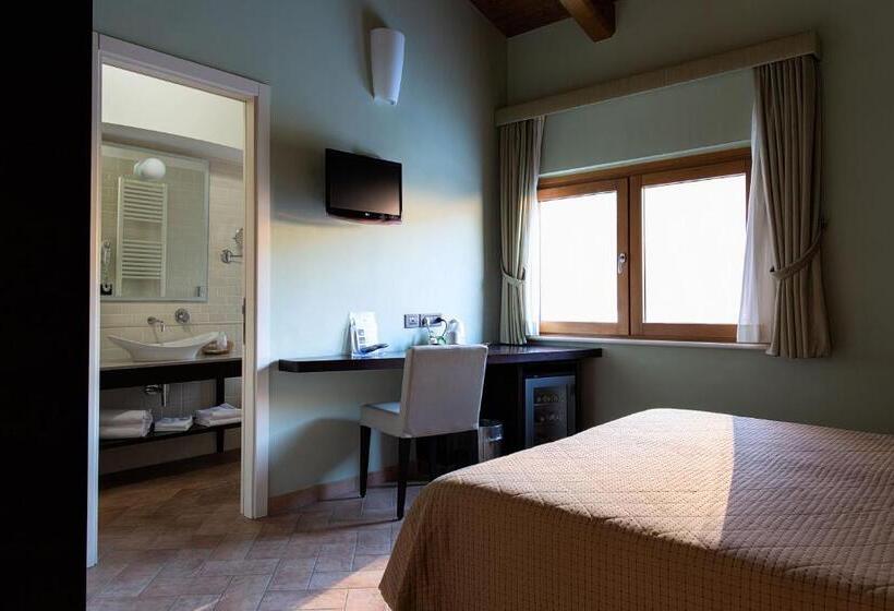 اتاق استاندارد, Magione Papale Relais