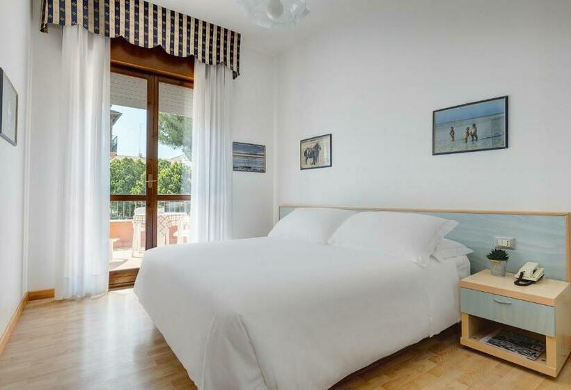 اتاق استاندارد, Piccadilly