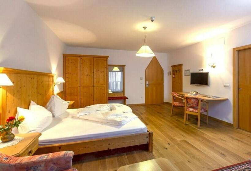 חדר סטנדרט, Steinegger