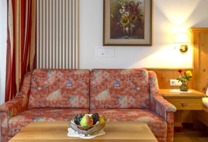 חדר סטנדרט, Steinegger