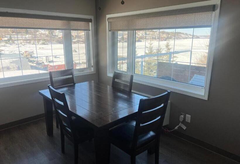 3 Szobás Ház, Howey Bay Motel