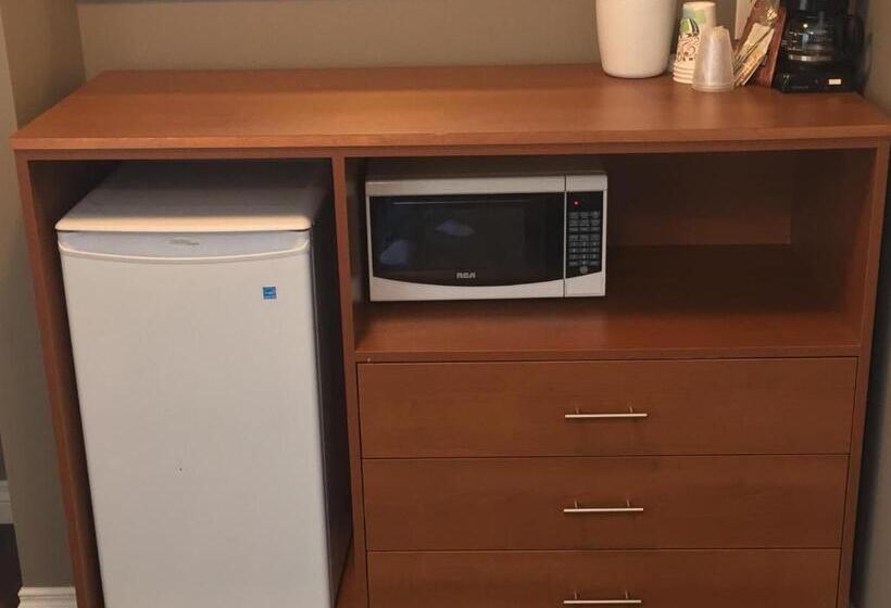 Standard Szoba, Howey Bay Motel