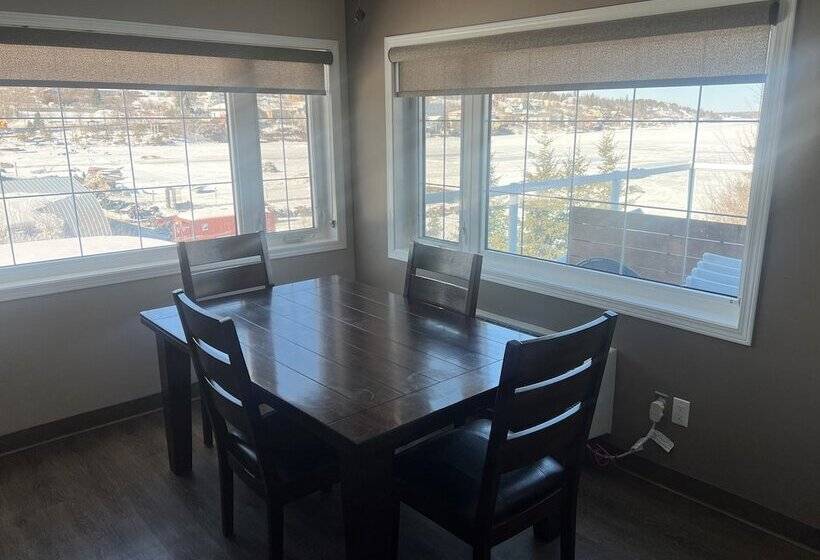 3 Szobás Ház, Howey Bay Motel