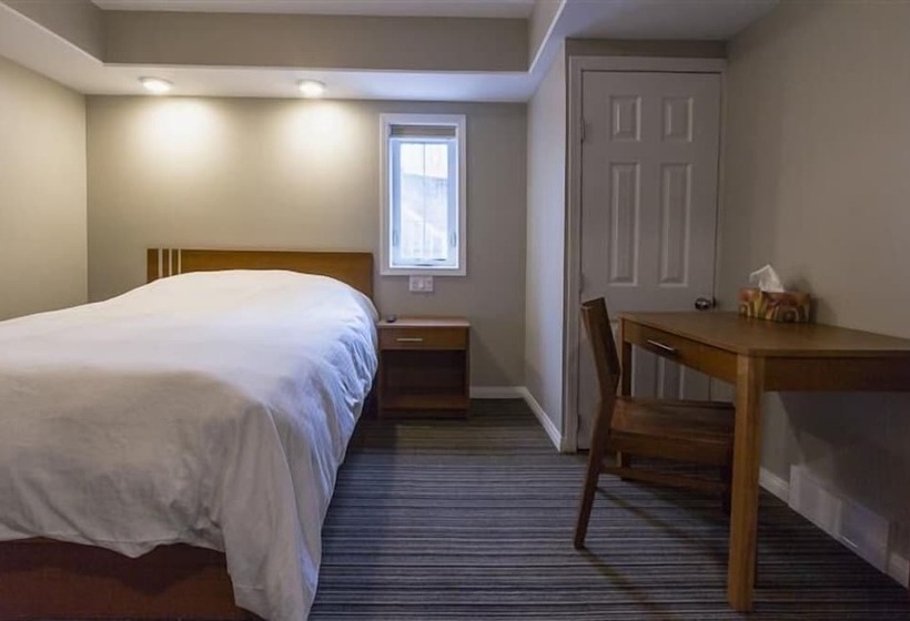 2 Bedrooms Apartment Lake View, Howey Bay Motel