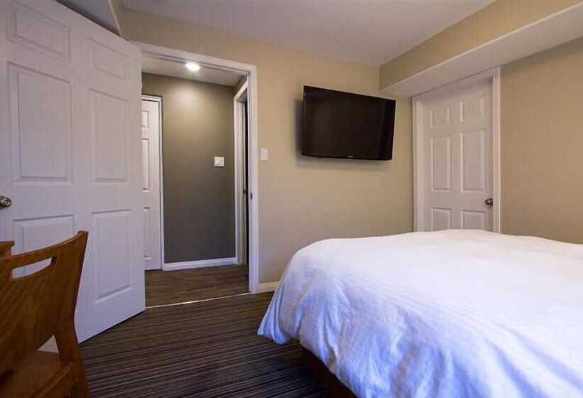 2 Bedrooms Apartment Lake View, Howey Bay Motel