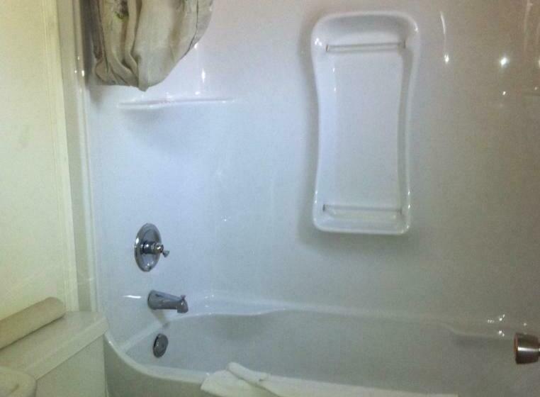 חדר סטנדרט, Superlodge Lloydminster