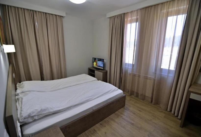 Номер Стандарт Вид на Озеро, La Casa