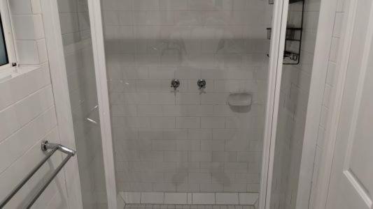 带1个卧室的公寓, Tully Motel