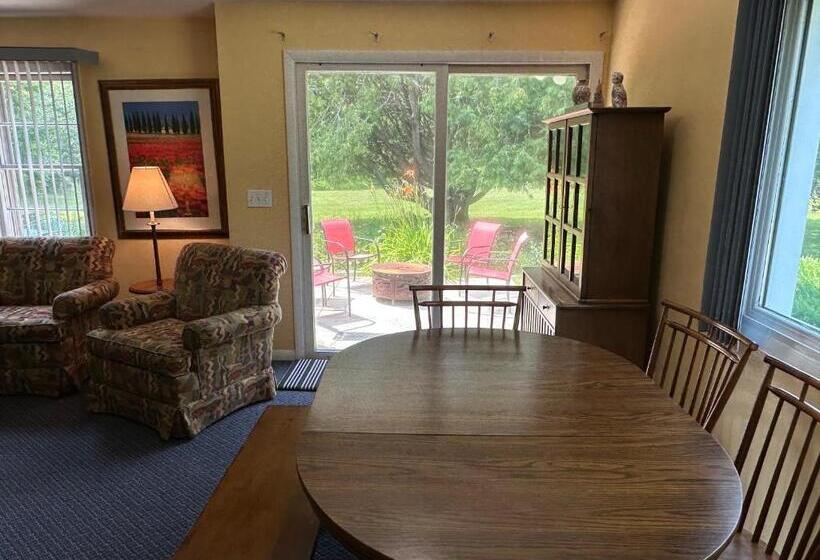 منزل غرفتين نوم, Applecreek Resort Hotel & Suites