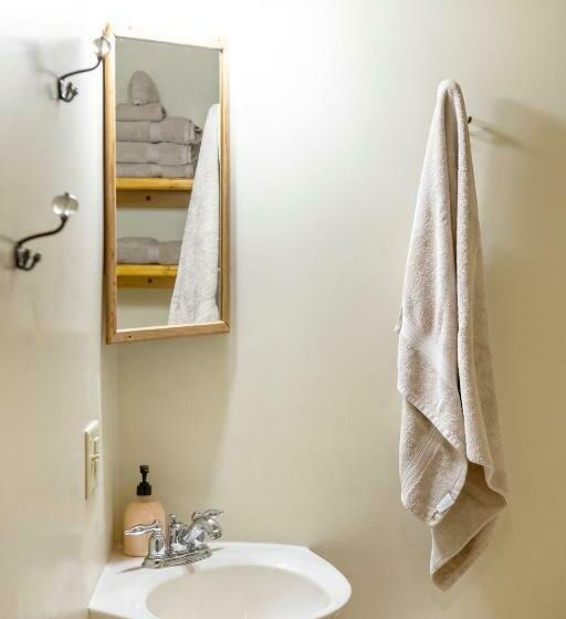 スタンダードルーム, A Stay Inn Ely