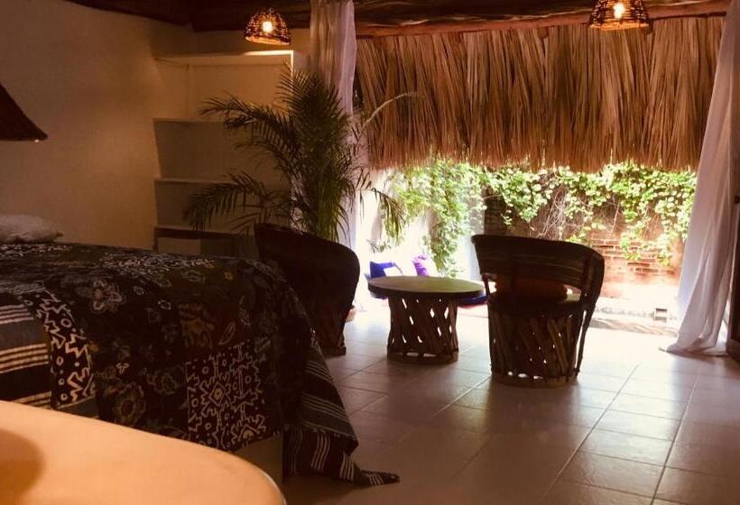 بنجلو ديلوكس, Hacienda La Rusa