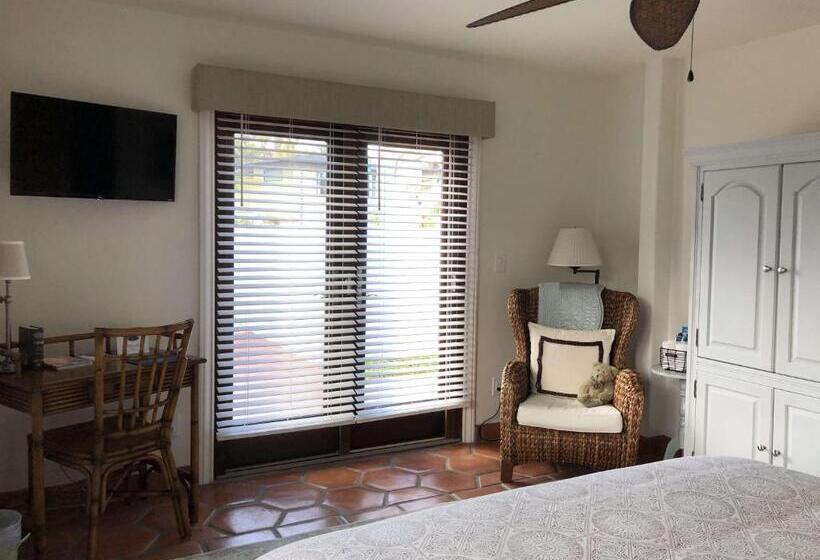 اتاق استاندارد با سرویس بهداشتی مشترک, Kate Stanton Inn