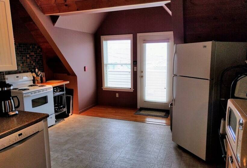 침실 2개 바다 전망 아파트, Haven By The Sea B&b Inn