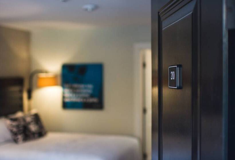 Номер Executive, Hi Ho Contactless Check In