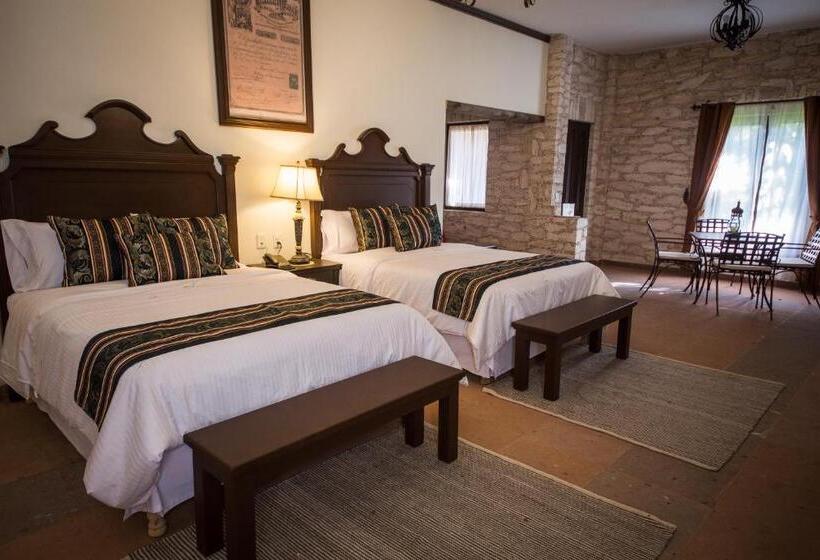 패밀리 스위트, La Casona Minera