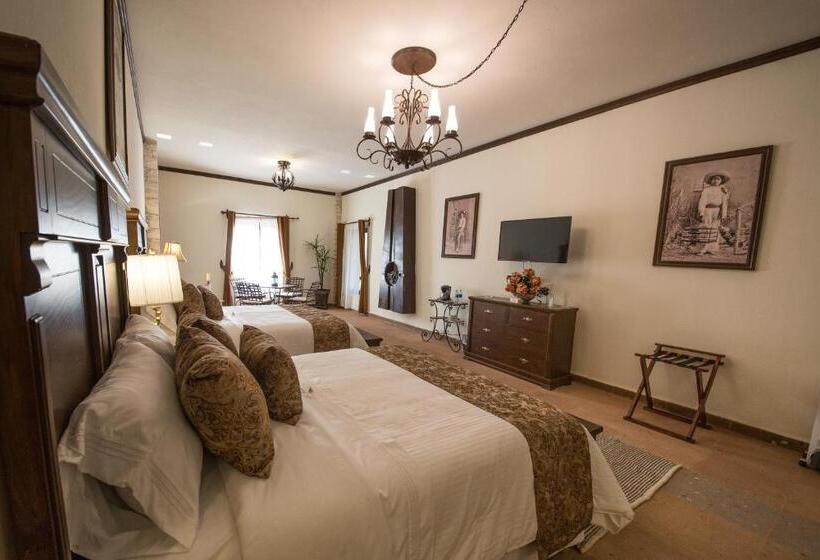 디럭스 스위트, La Casona Minera