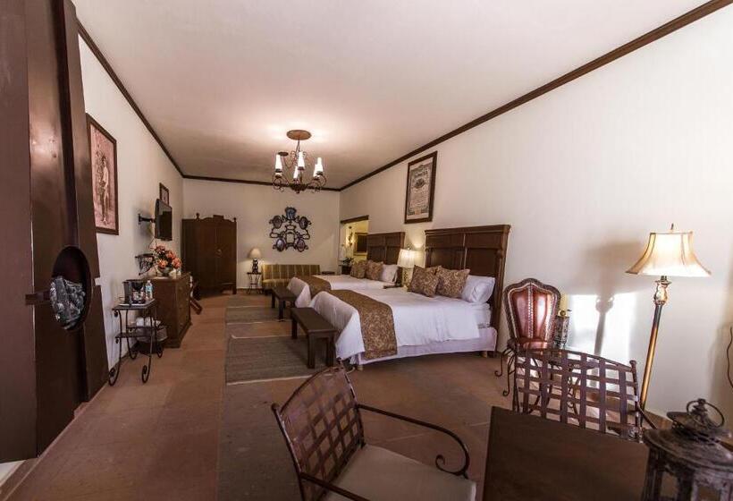 디럭스 스위트, La Casona Minera