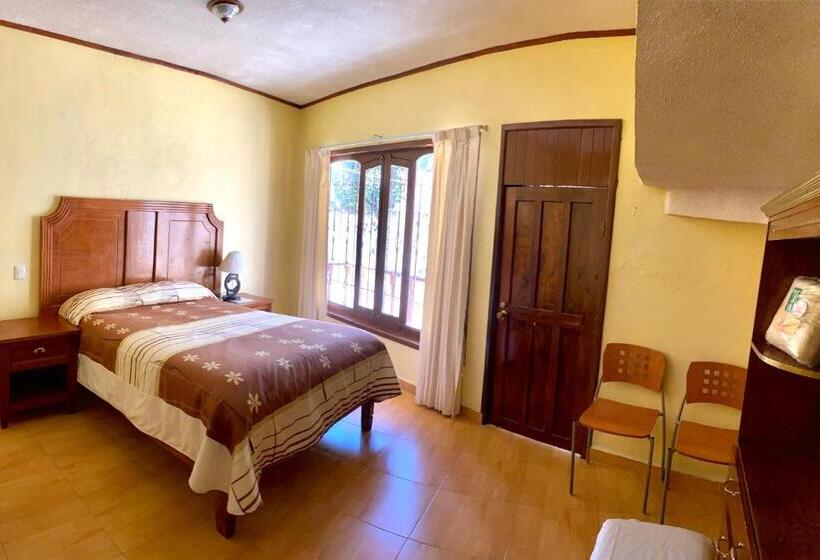 Quarto Estandar, Posada Castillo