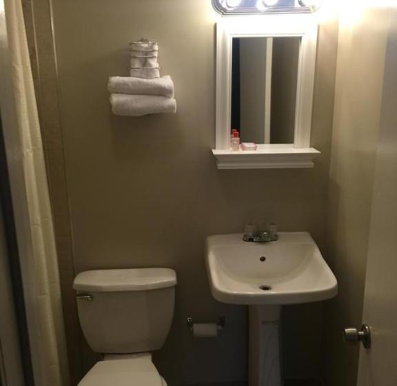Люкс с гидромассажем, Scottish Inn And Suites   Bensalem Philadelphia