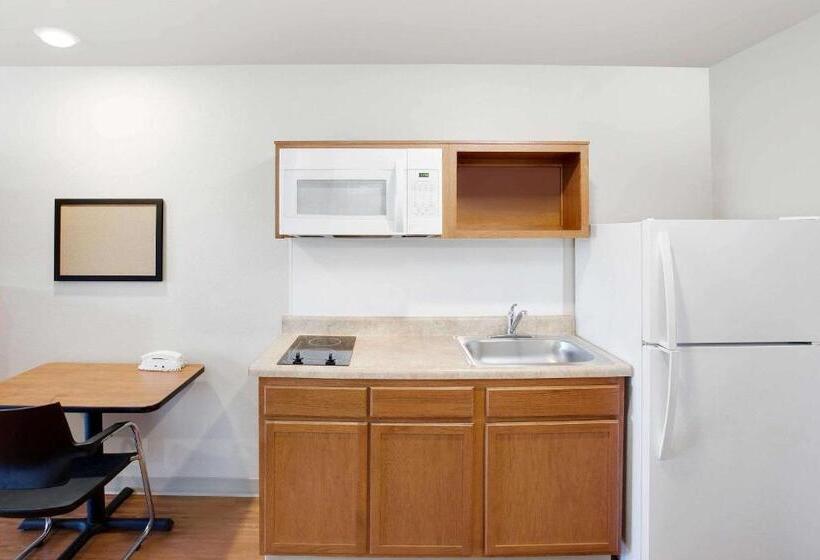 适合残疾人使用的标准间, Woodspring Suites Lafayette
