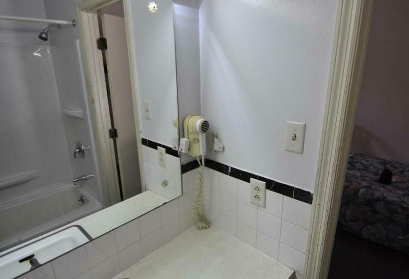 غرفة قياسية, Budget Inn Near Westrock