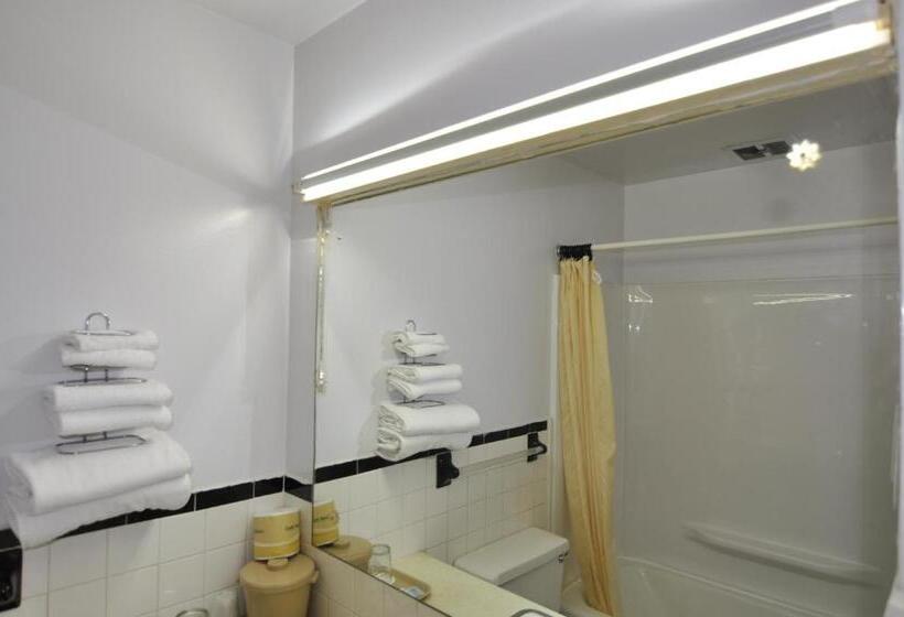 디럭스 룸, Budget Inn Near Westrock