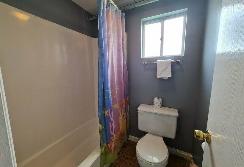 غرفة قياسية سرير مزدوج, Flagship Motorcourt