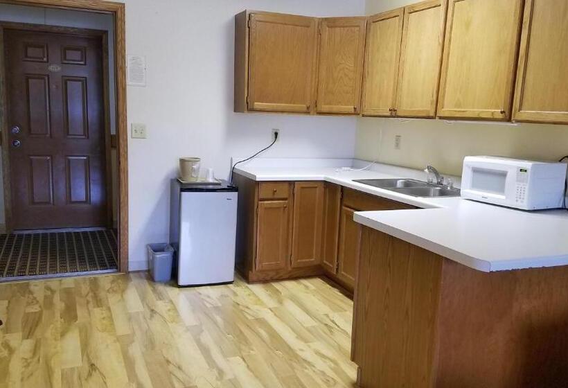 ハイドロマッサージバス付きスイート, Inn Of The Pines